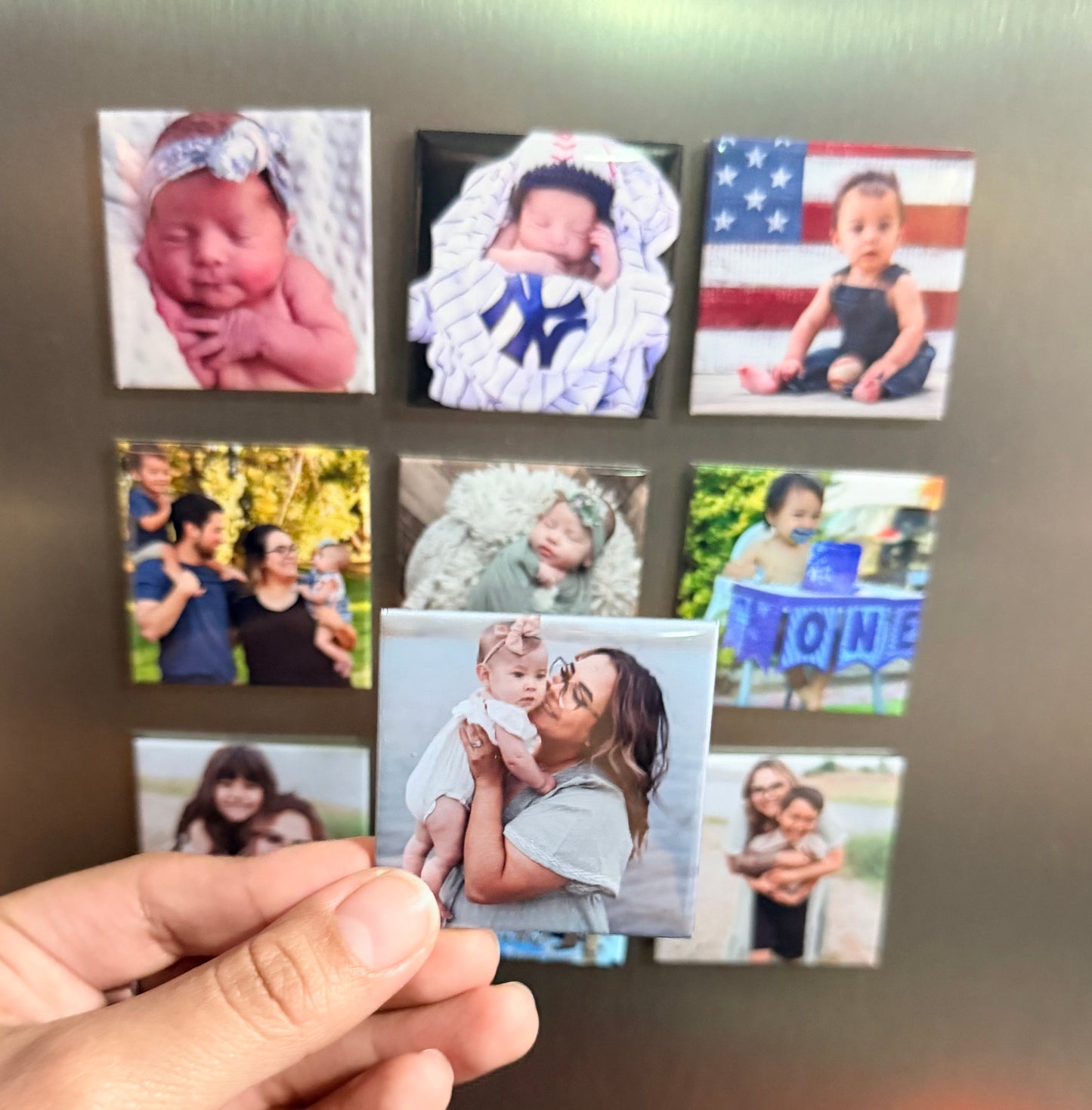 Events/Weddings Live On Site Magnet Making